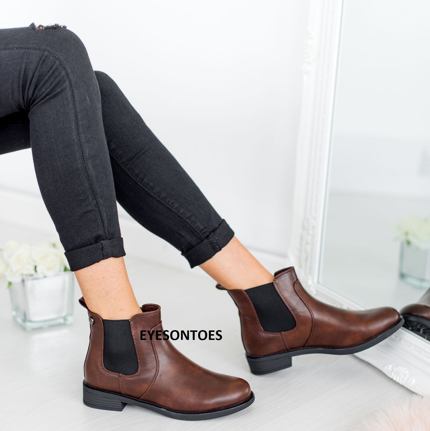 ladies dealer boots size 7
